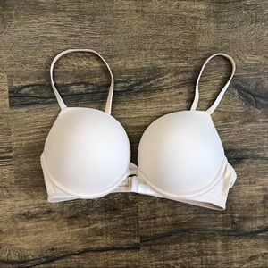 VS PINK Wear Everywhere Super Push-Up Bra